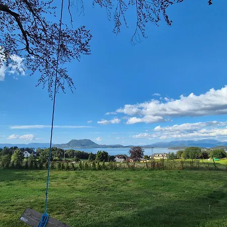 Beautiful In Bjoa With Wifi